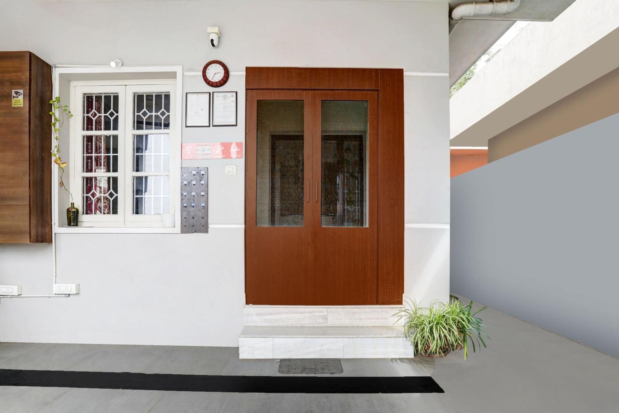 Super Hotel O Ashok Nagar Near Jntu College Kākināda المظهر الخارجي الصورة