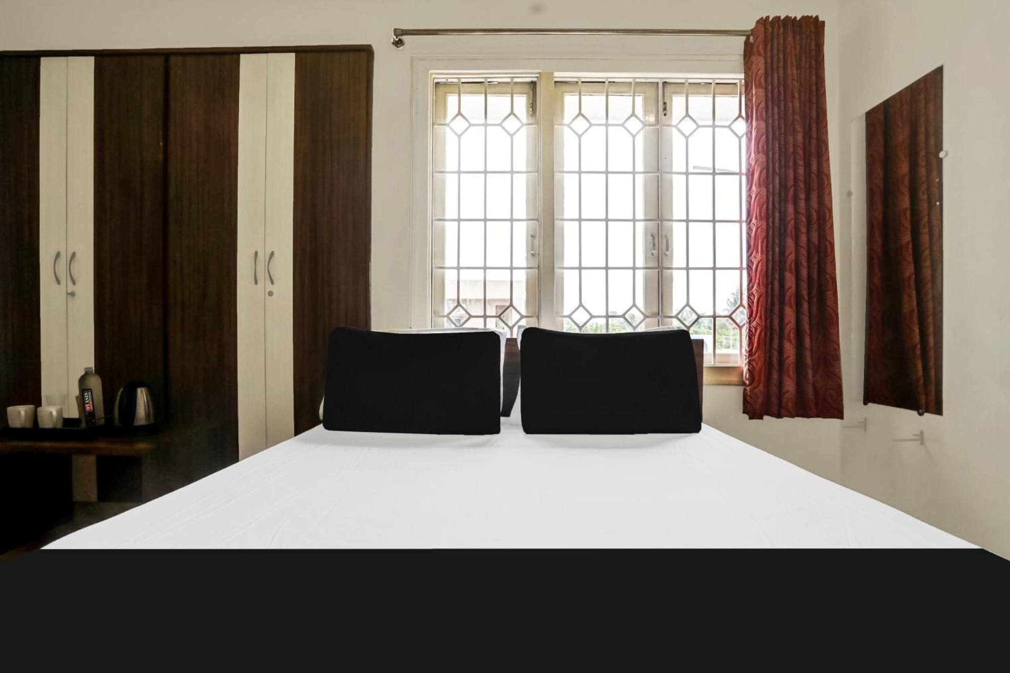Super Hotel O Ashok Nagar Near Jntu College Kākināda المظهر الخارجي الصورة